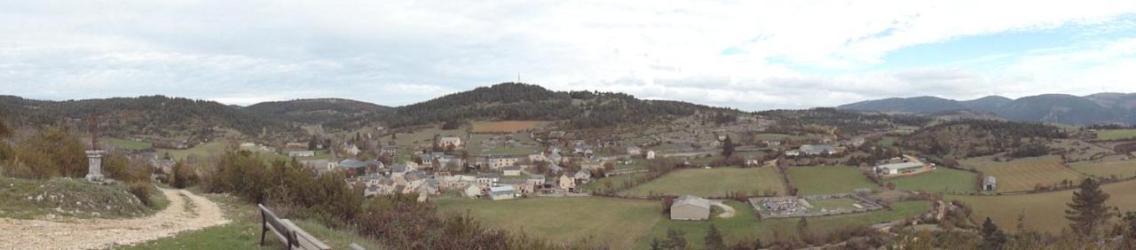 Gite CLEVACANCES Laval-du-Tarn Extérieur photo